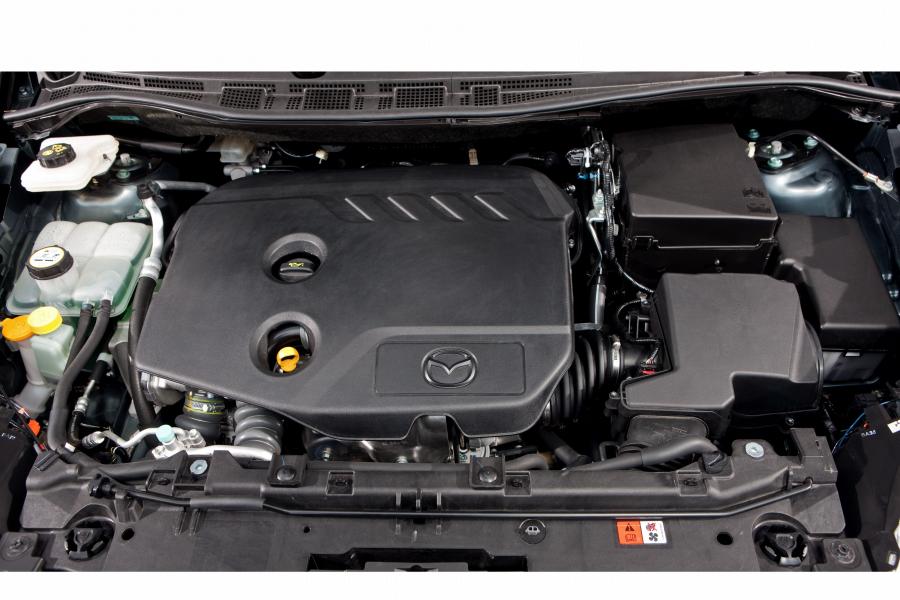  Mazda5 Venture Special Edition 2012 года  (UK) (фото 14 из 38)